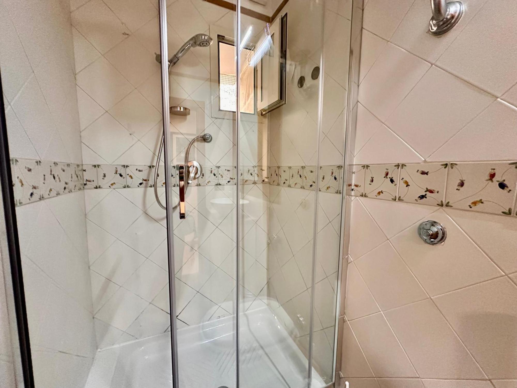 Apartment Mammina Chiatamone Naples