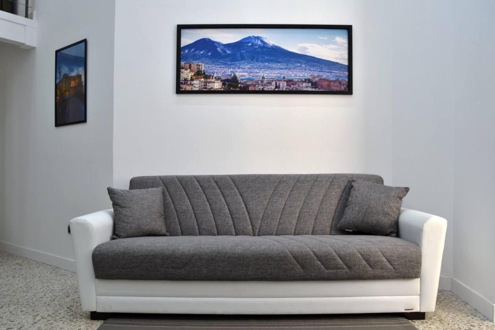 Centro, Dm Luxury