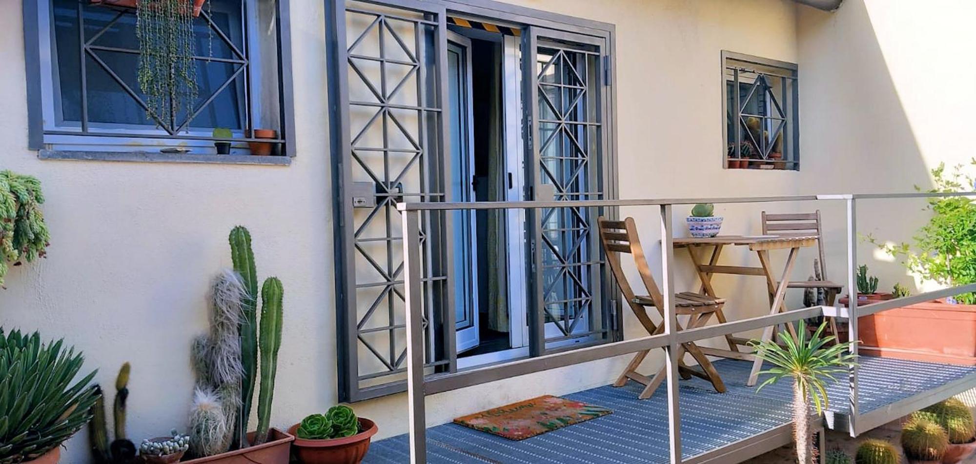 Apartment Casetta Correra Relax Con Terrazzo E Confortevole Smart Working Nel Centro Di Napoli