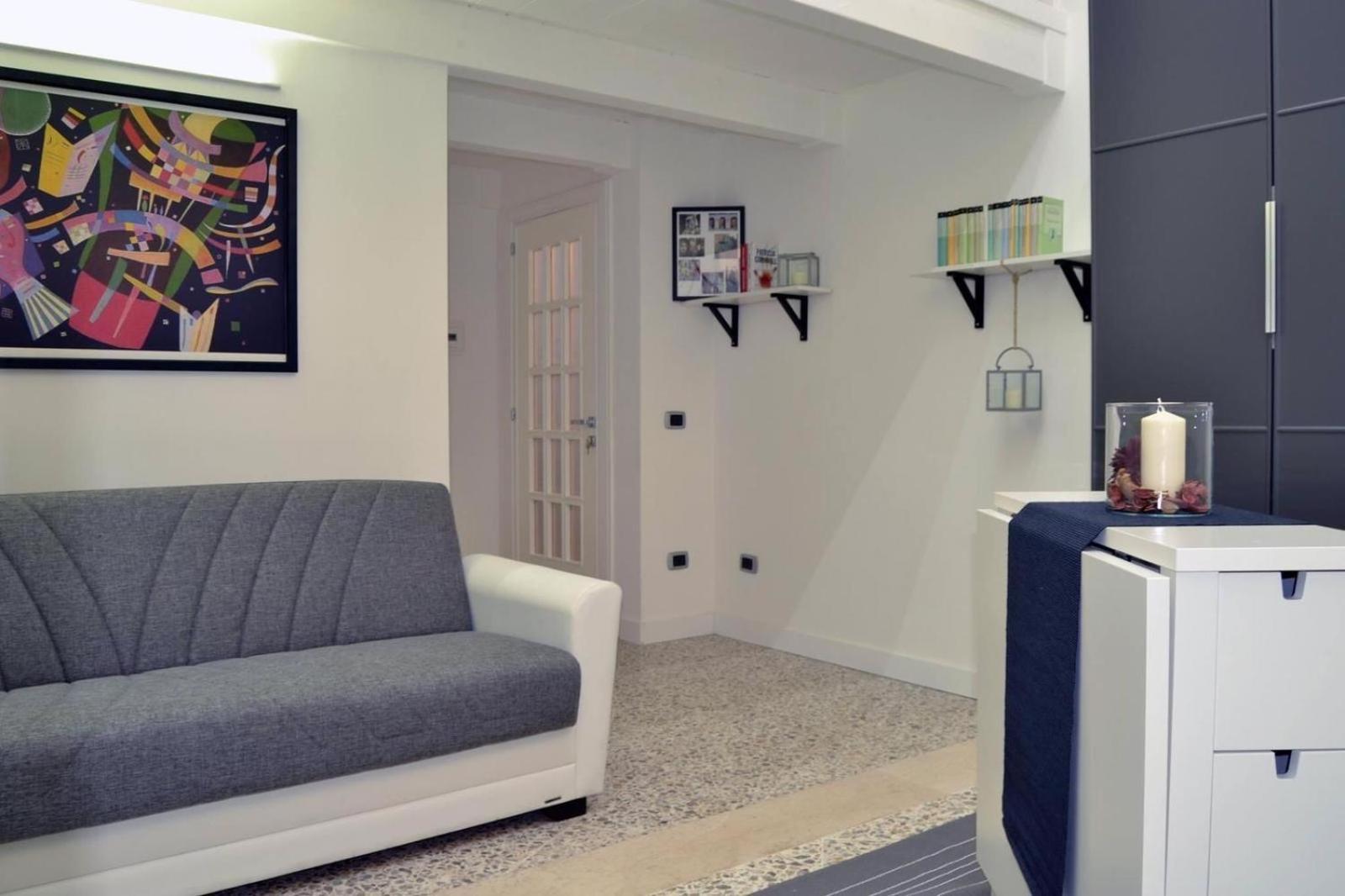 Centro, Dm Luxury *