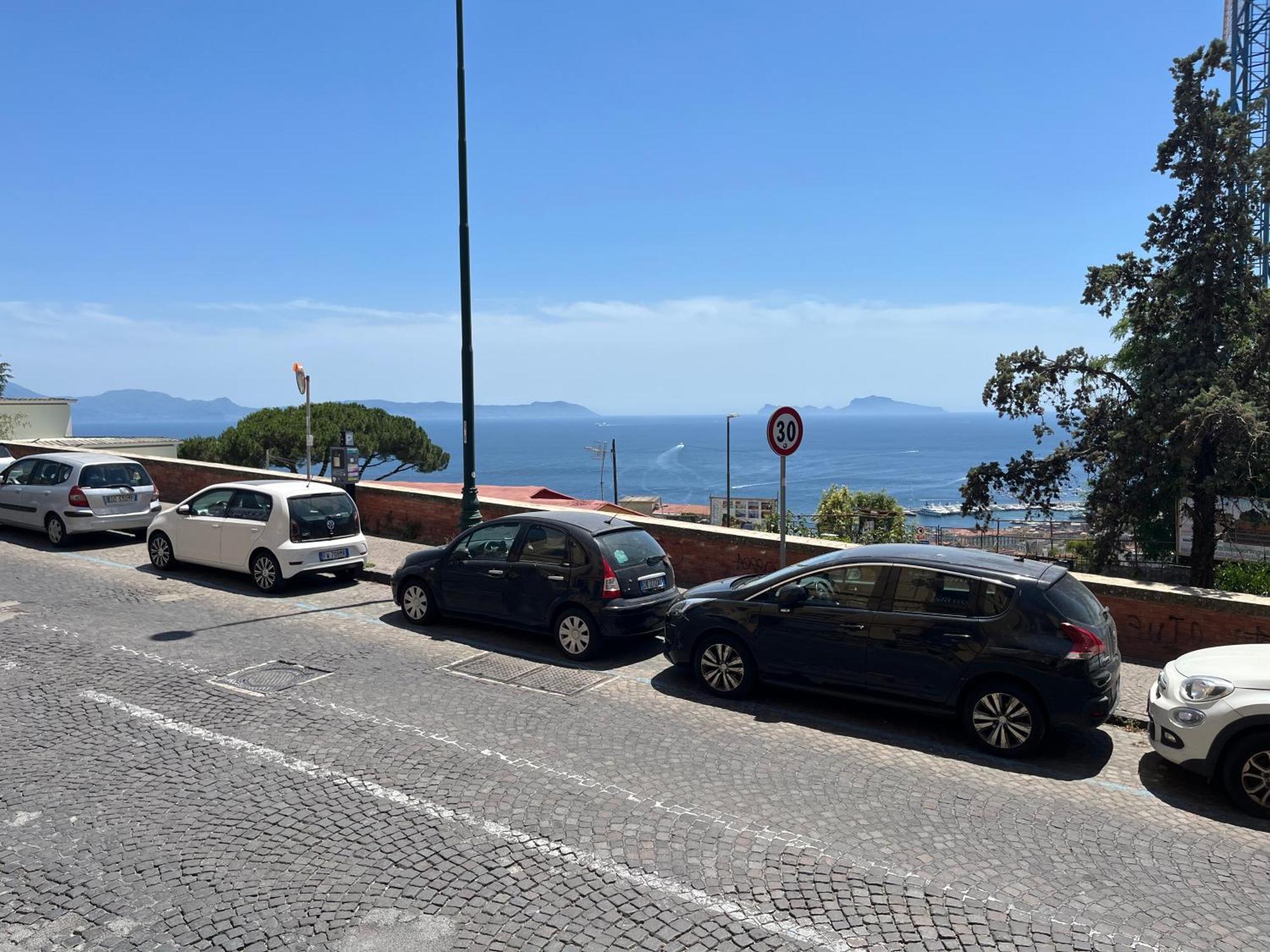 Apartment Vomero Naples
