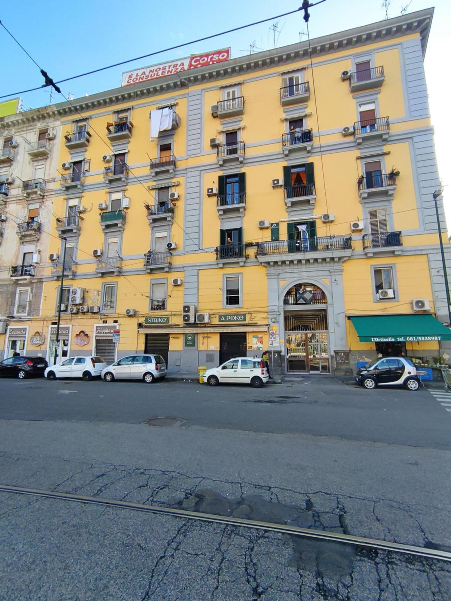 Na' Stanza In Piazza Naples