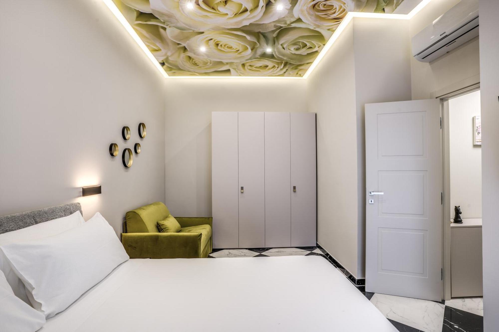Lady Rose One Apartment