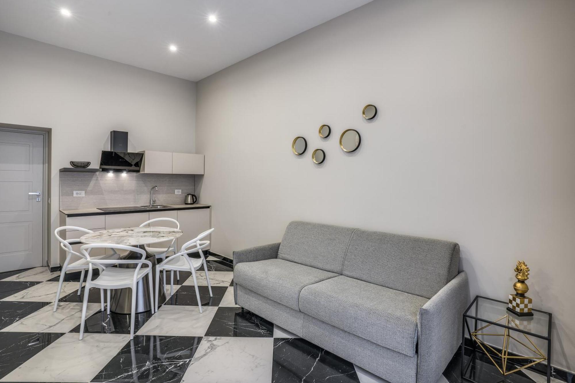 Lady Rose One Apartment Naples