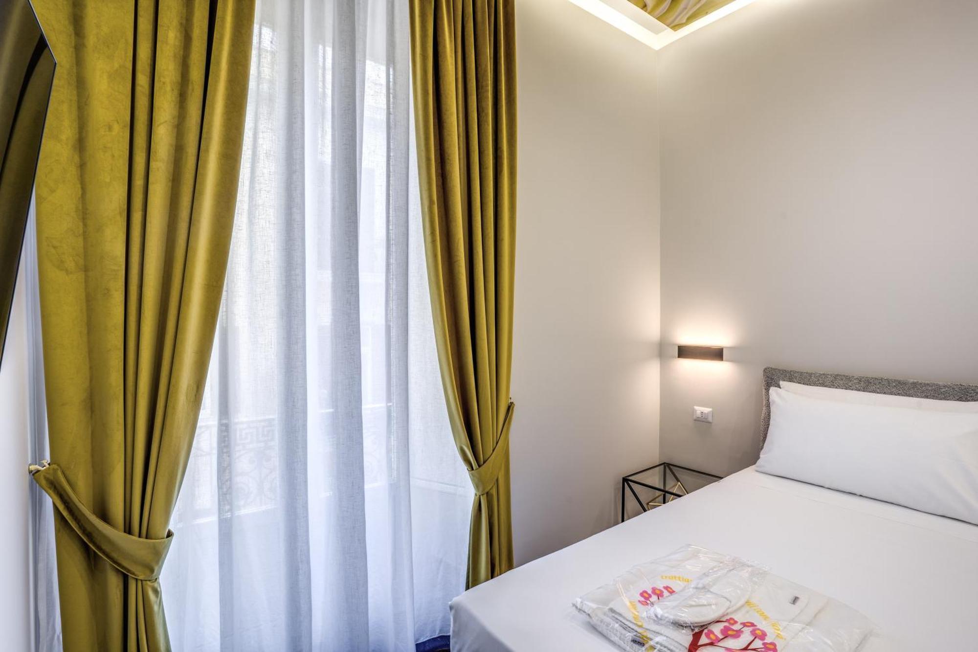Lady Rose One Apartment