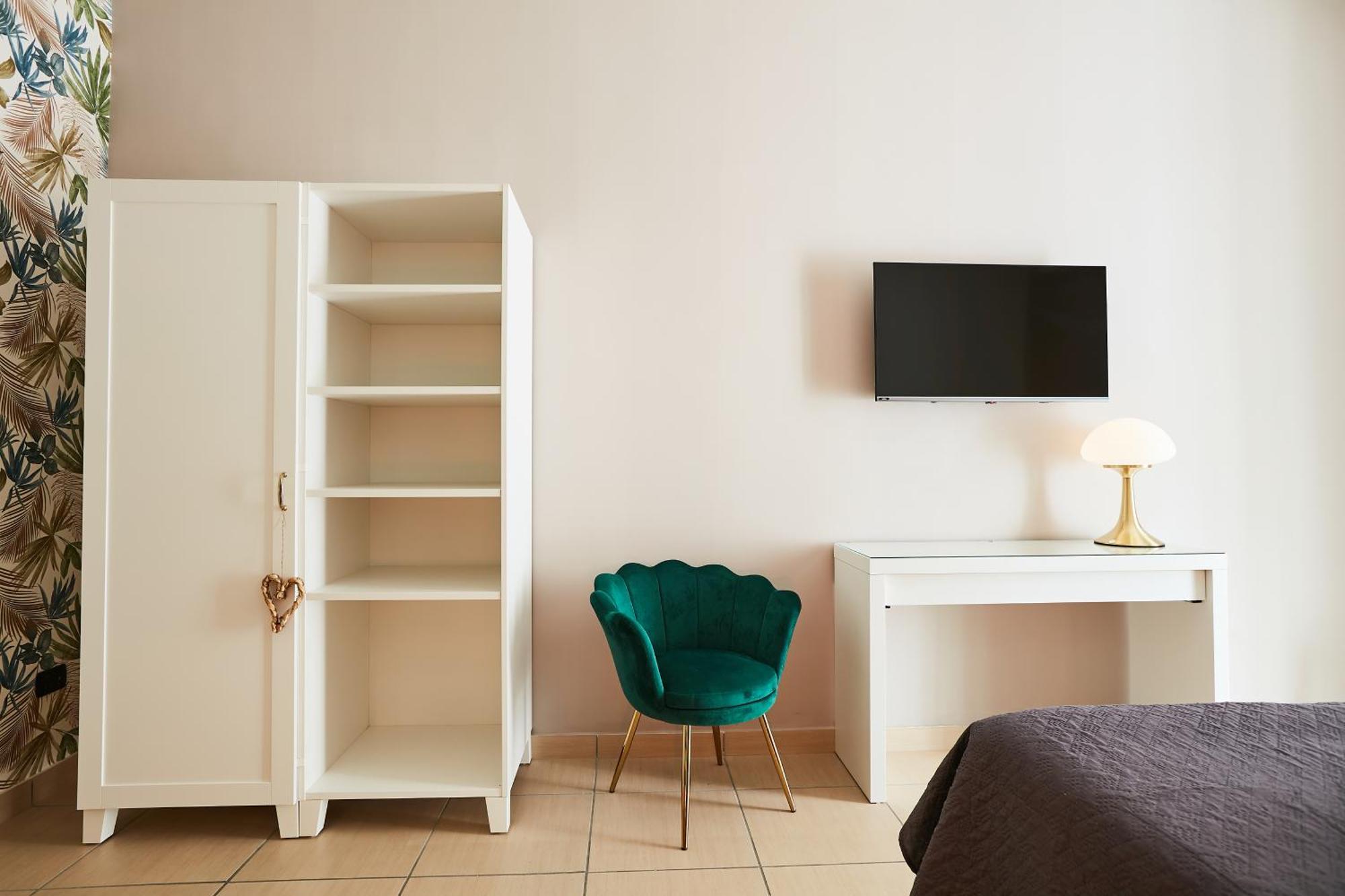 Vicky's Luxury By Napoliapartments *