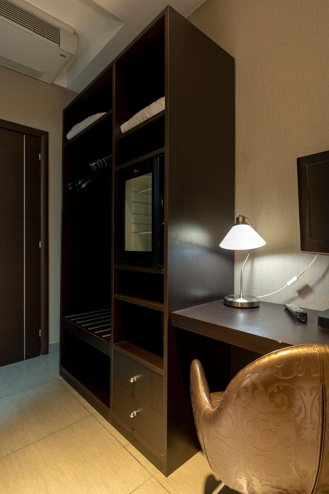 Hotel Napolit'amo Medina 3*
