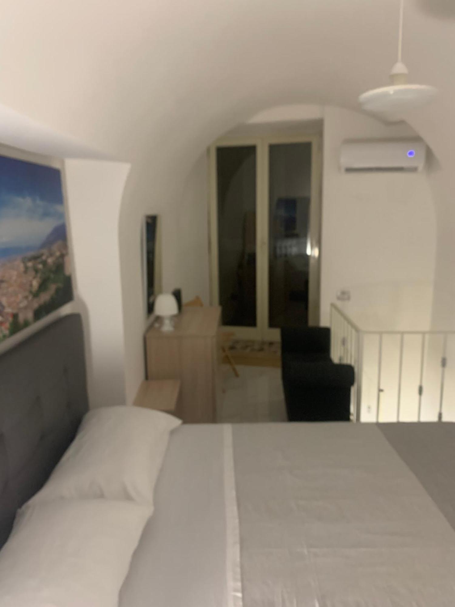 Apartment Viky House Chiaja 1 *