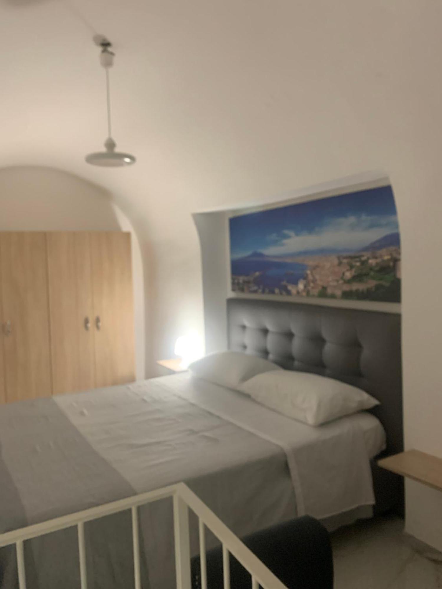 Viky House Chiaja 1 Apartment Naples