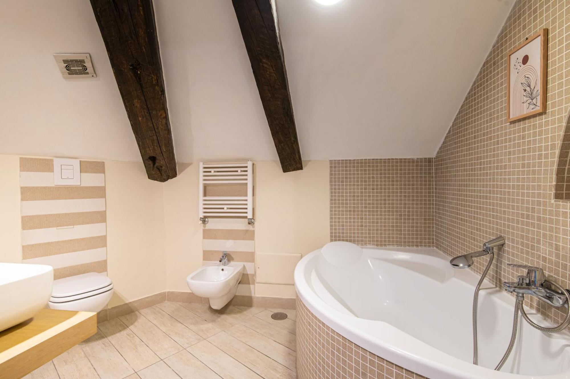 Apartment Les Maisons