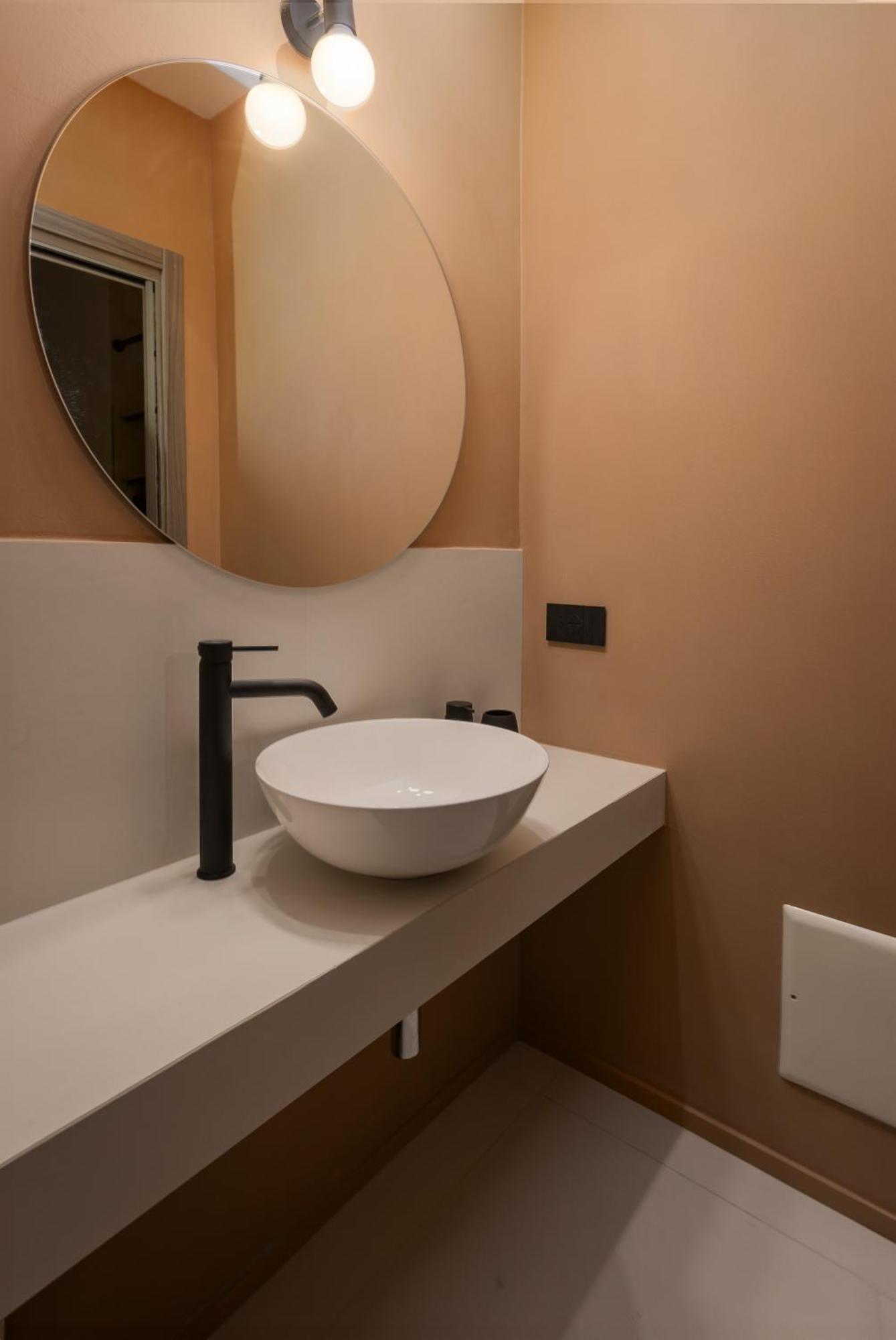 Momo Guest house