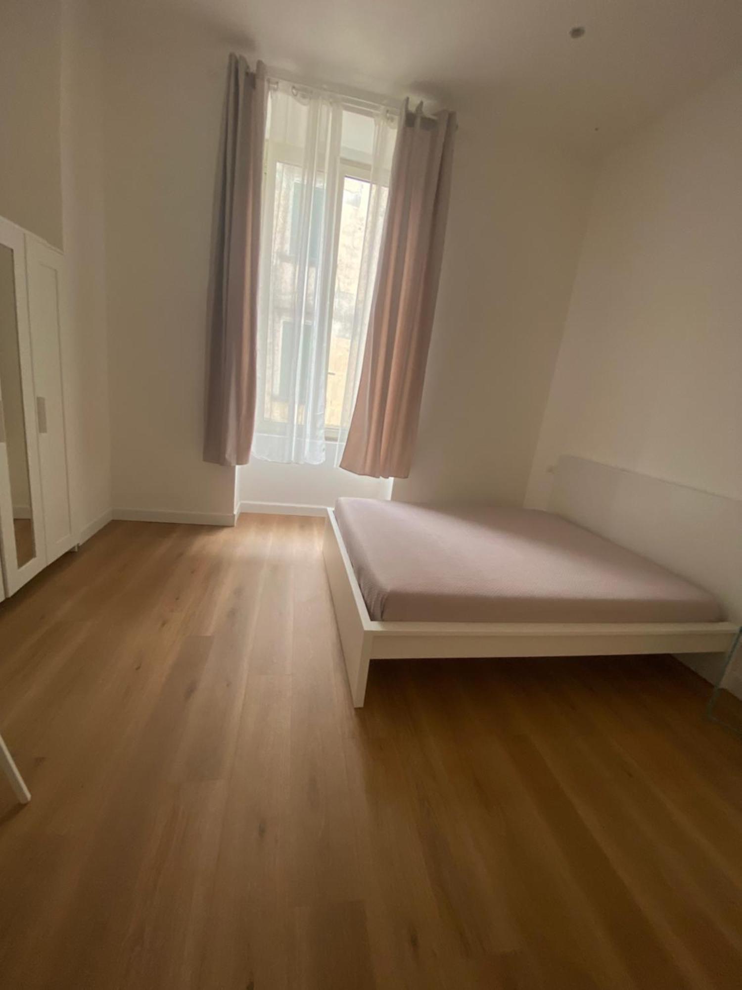 Apartment 75 Pullecenella *