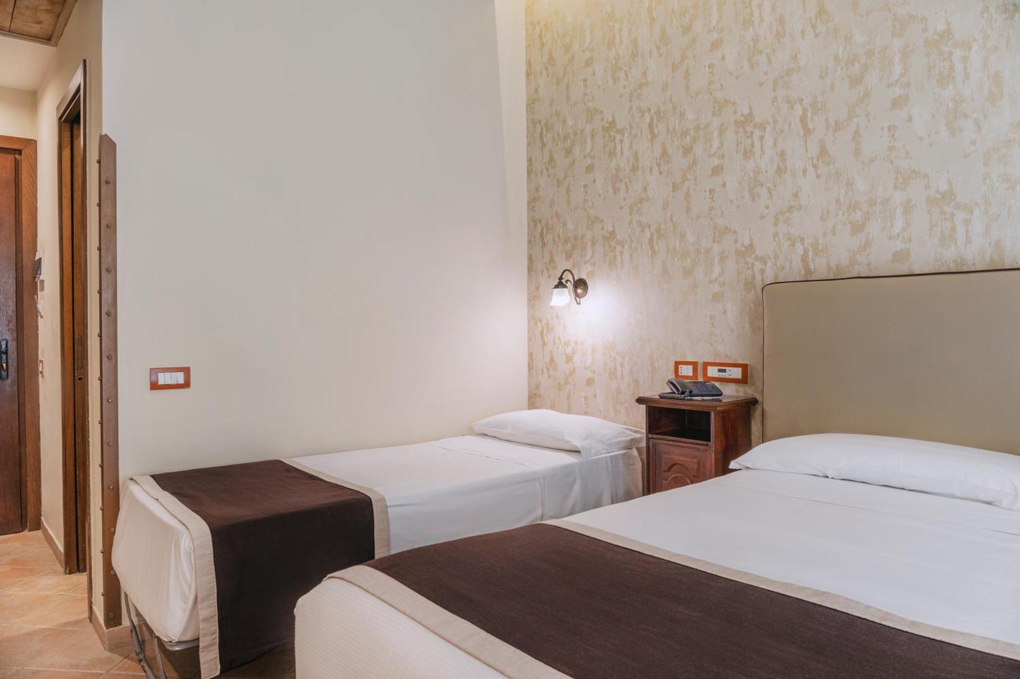 Il Convento Hotel 3*