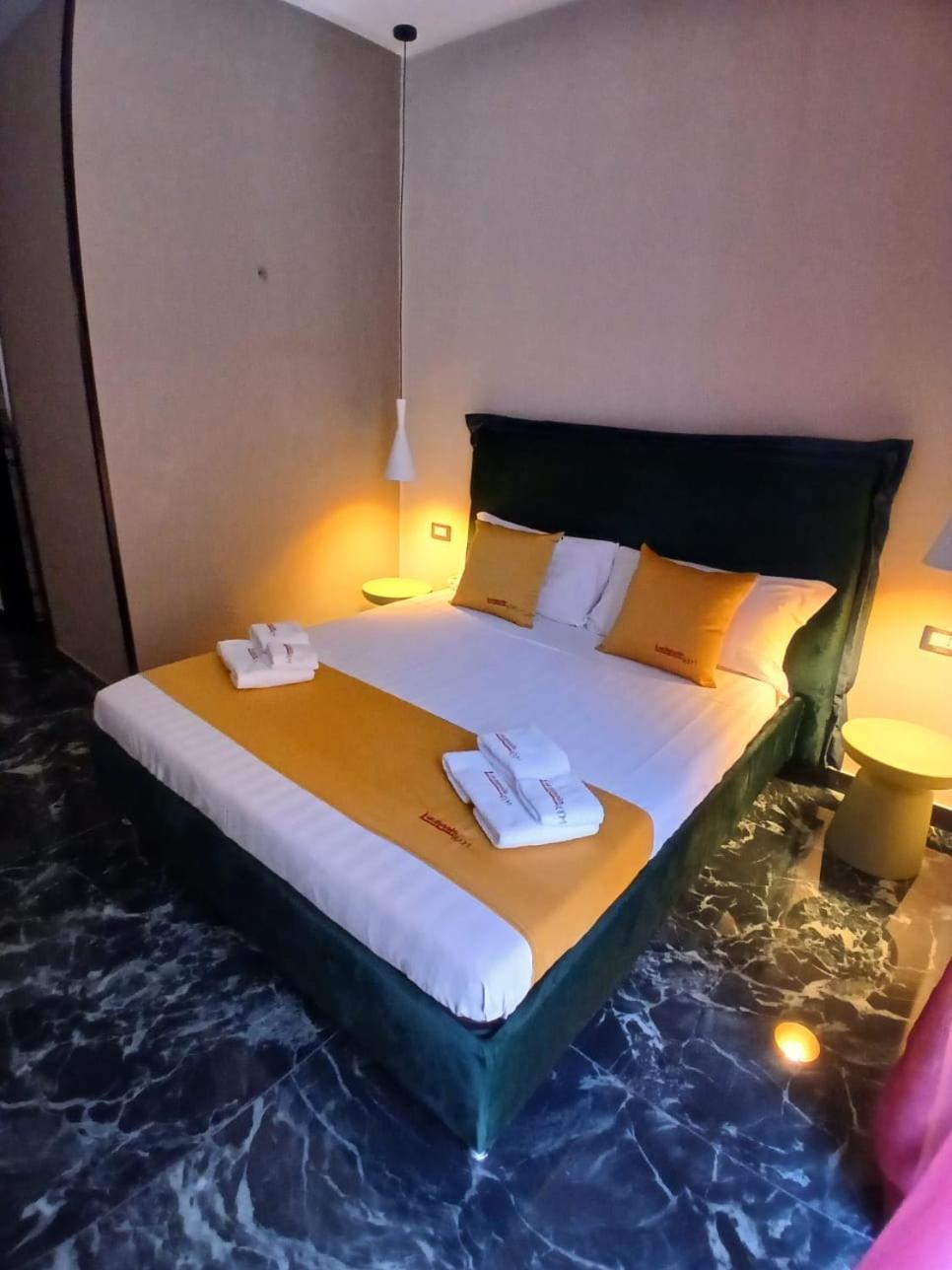 Lucignoloroom Stazione *