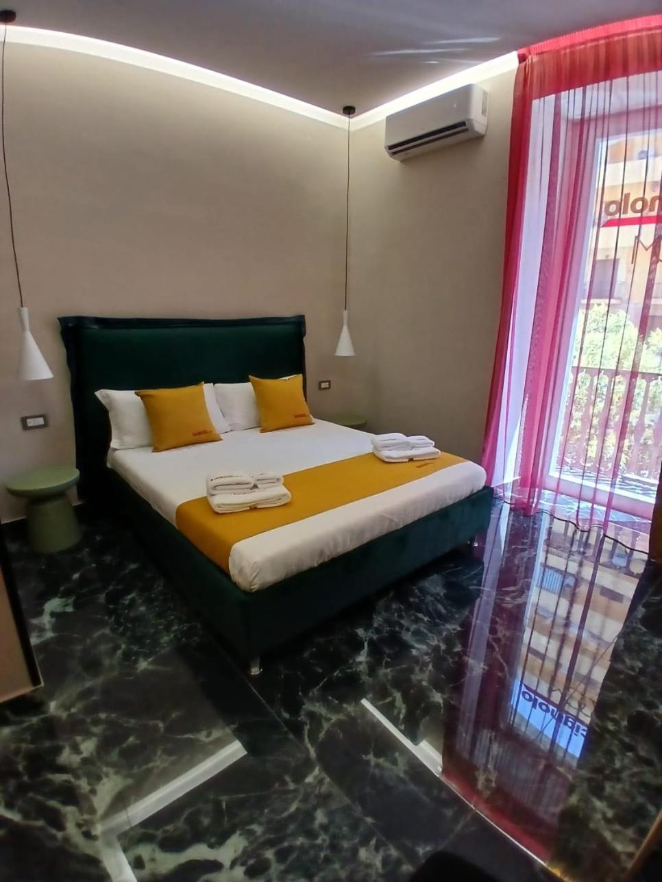 Lucignoloroom Stazione Guest house Naples