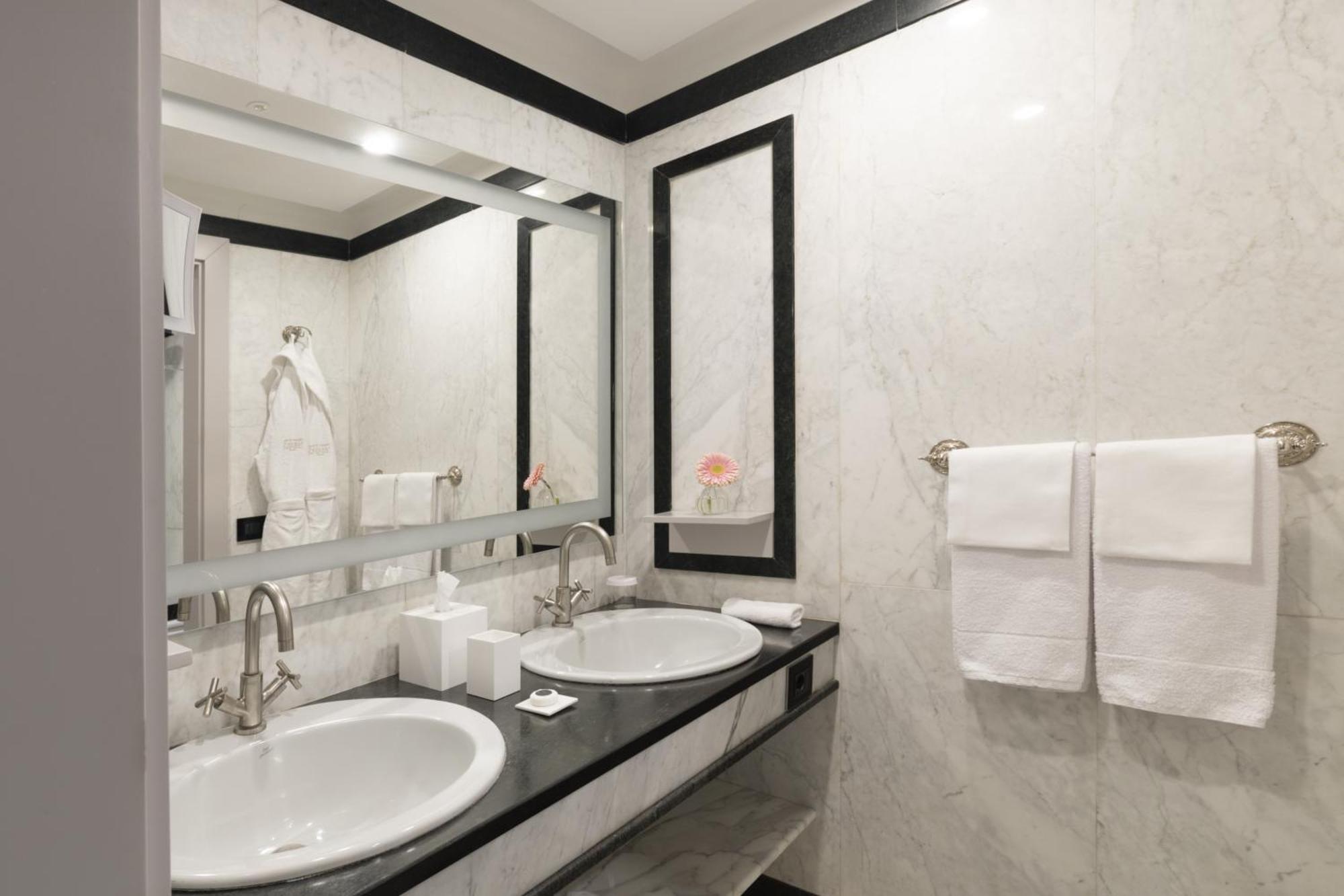 Grand Parker's 5* Naples