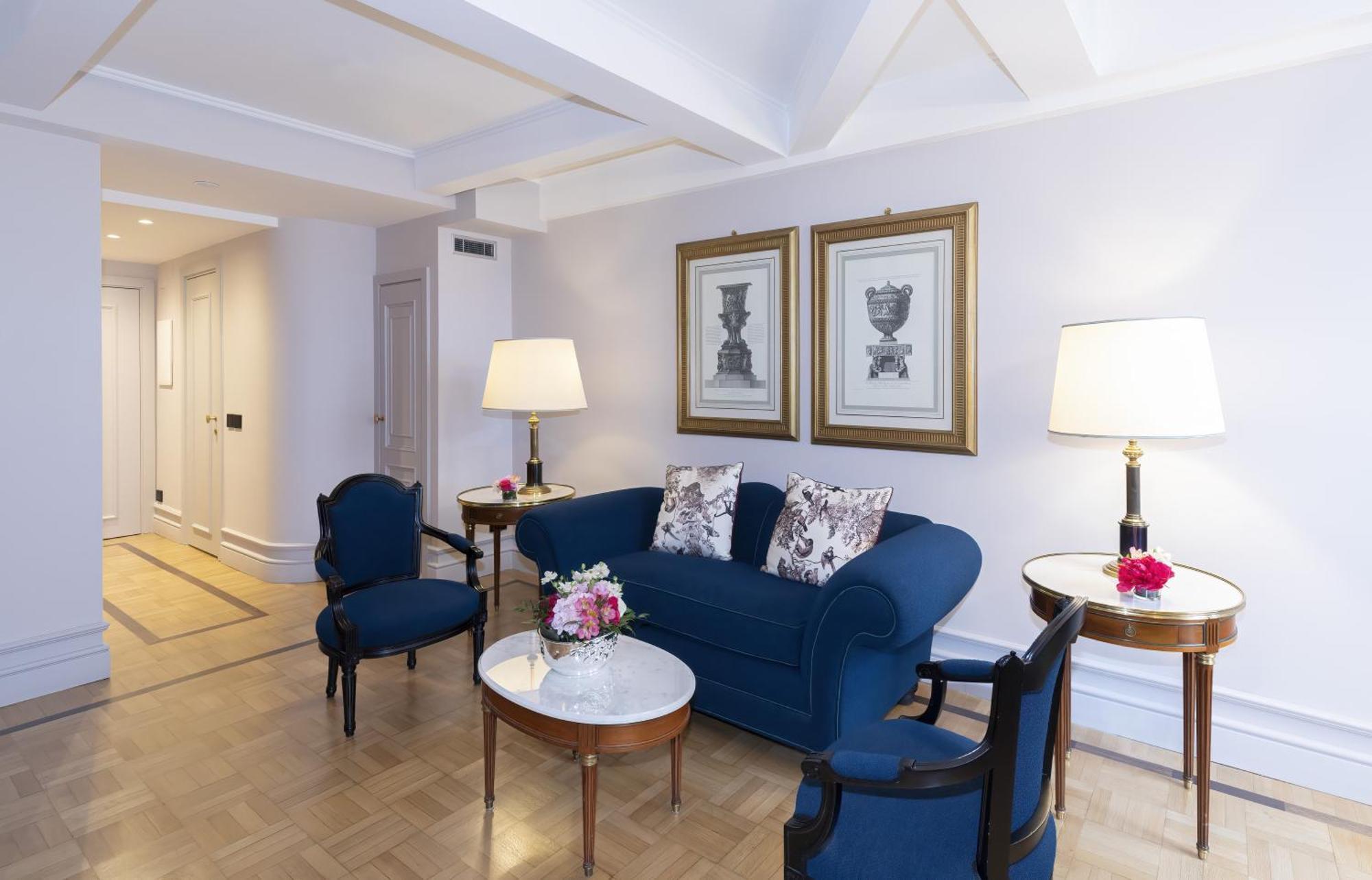 Grand Parker's Naples