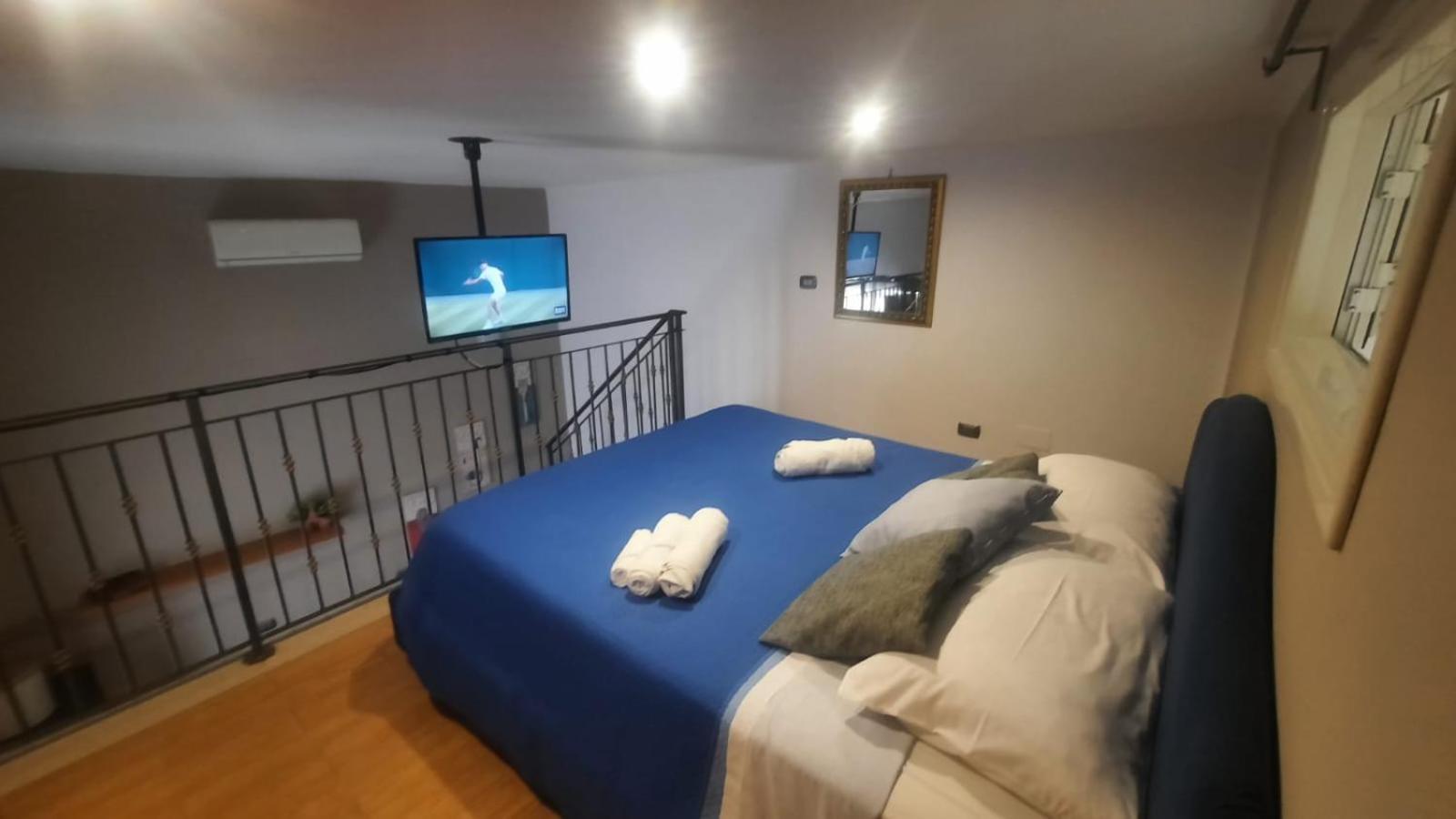 Apartment White Spagnoli Naples