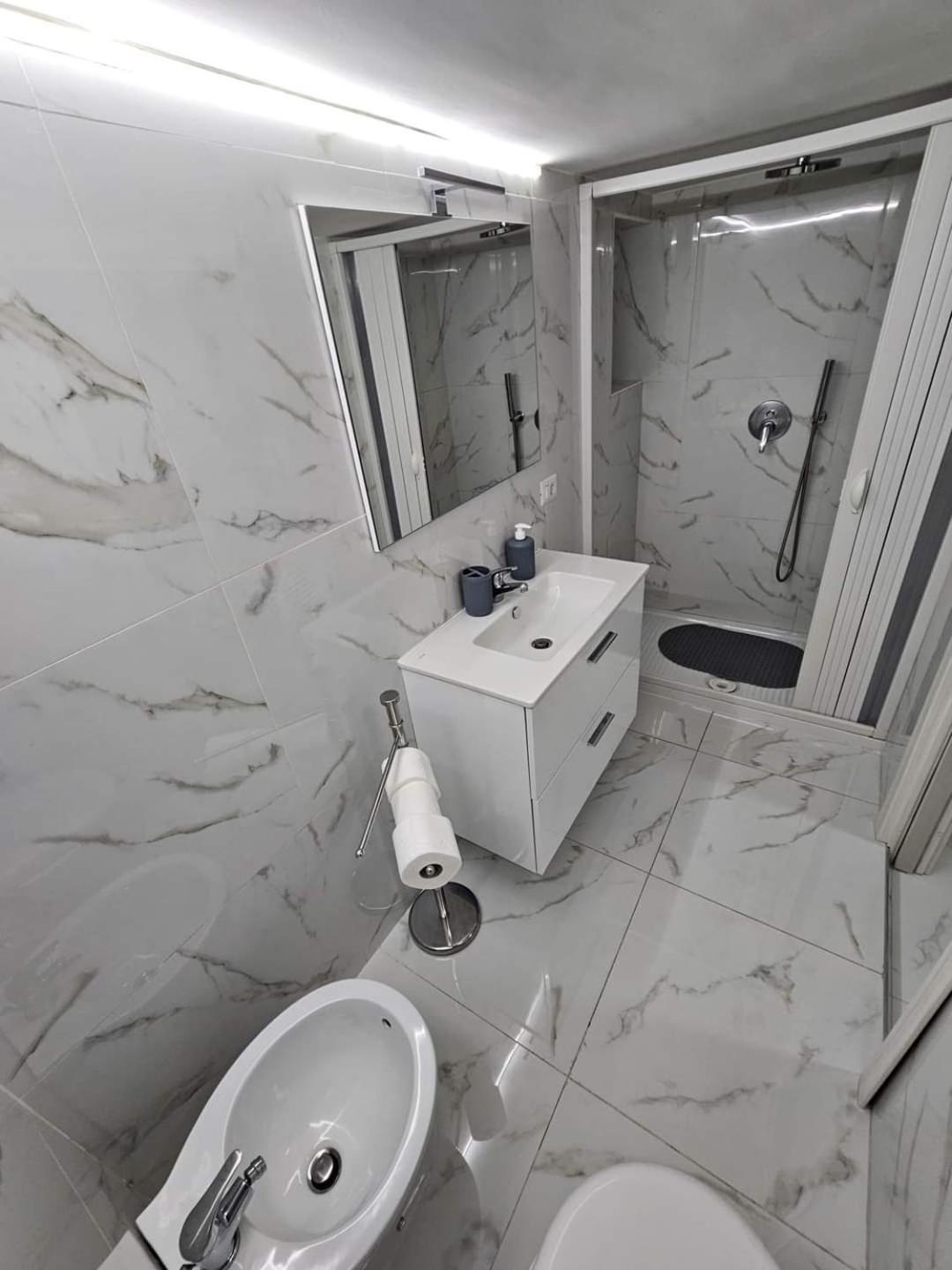 Dimora Maradona Ai Spagn0li Apartment *