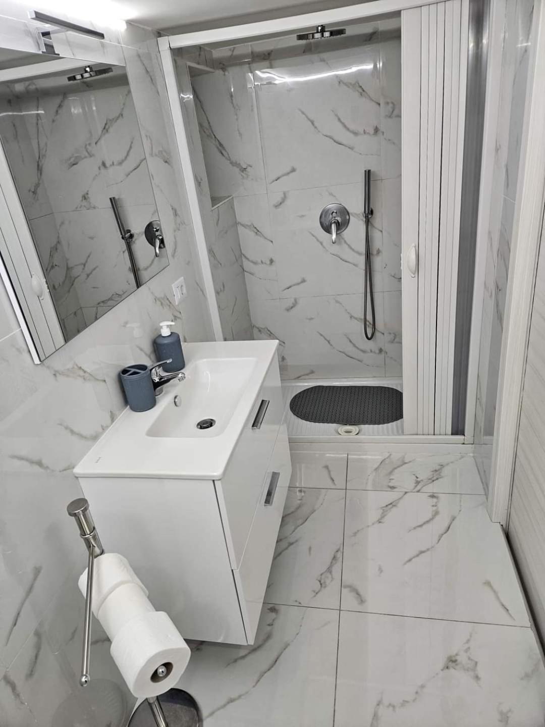 Dimora Maradona Ai Spagn0li Apartment