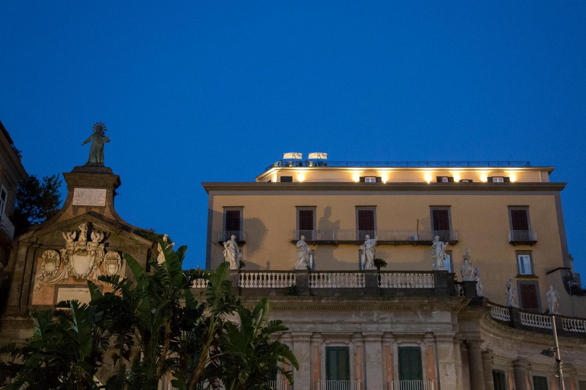 Galleria Port'alba - & Rooftop Guest house *