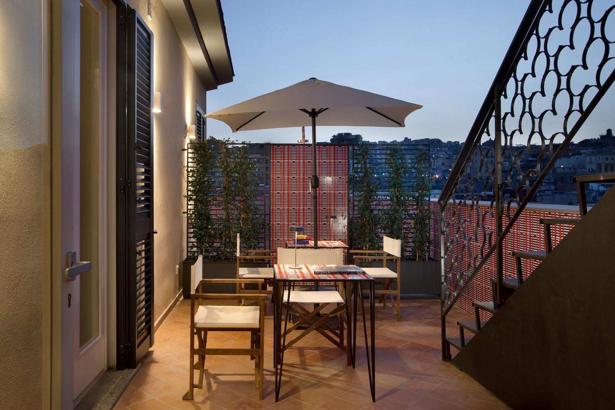 Guest house Galleria Port'alba - & Rooftop *