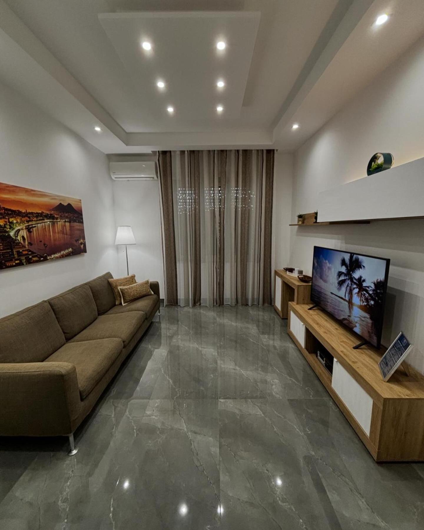 Louis Helen Apartment