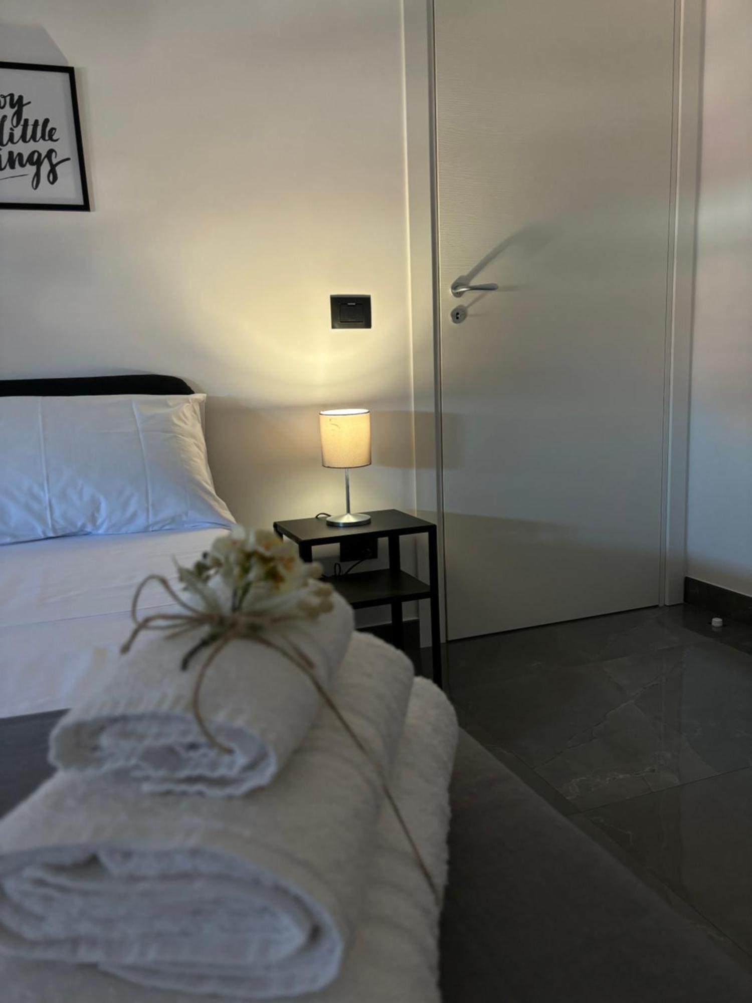 Apartment Louis Helen Naples