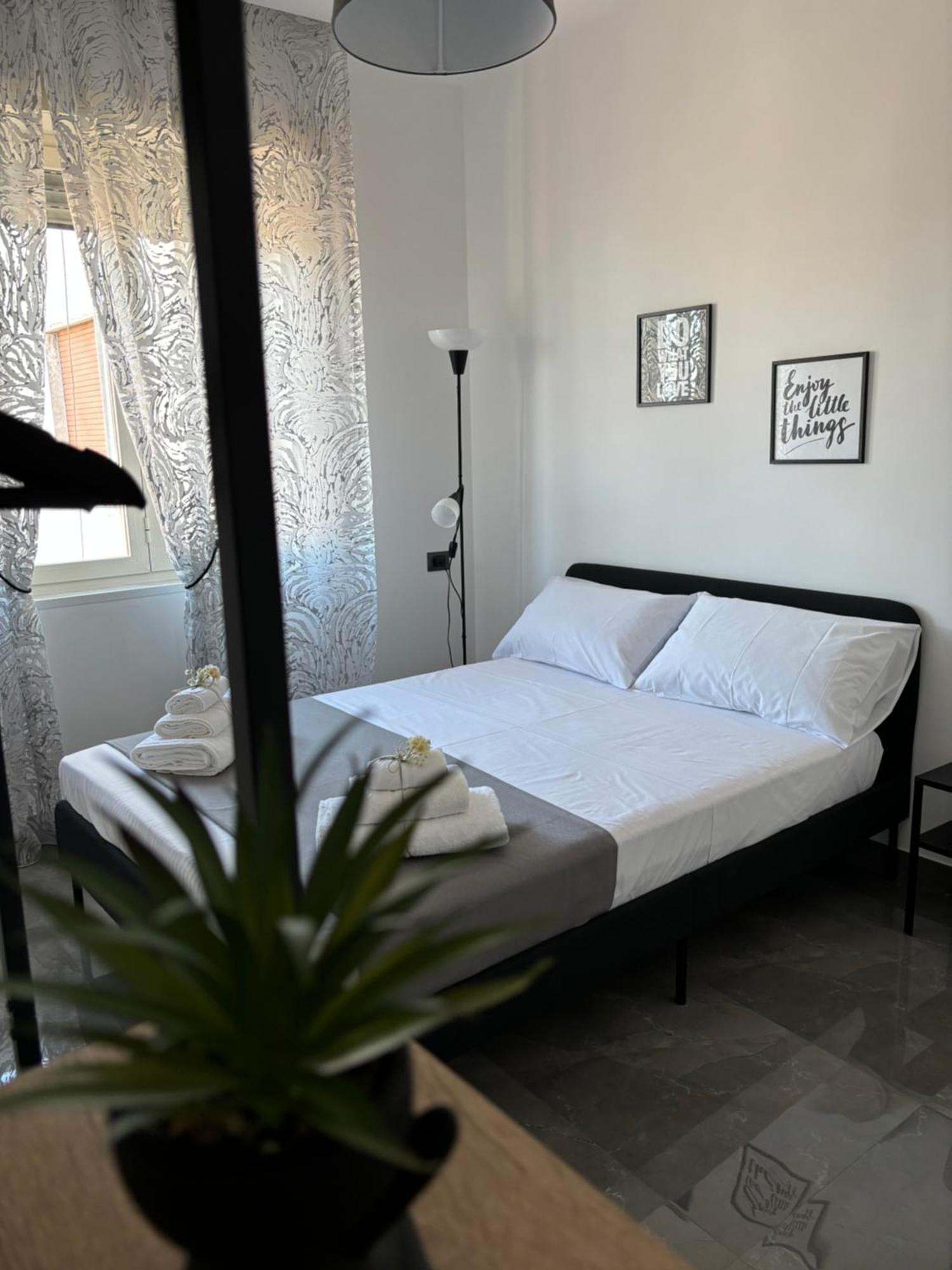 Louis Helen Apartment Naples
