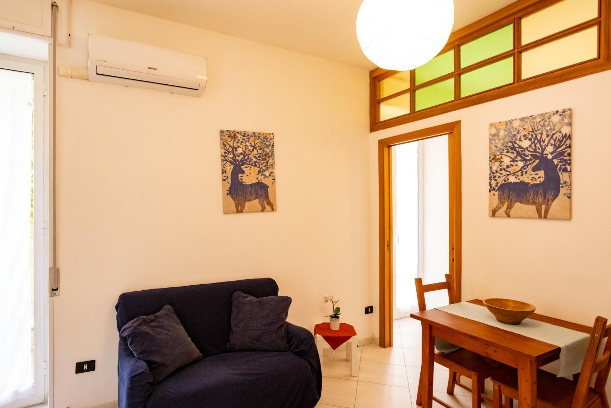 Via Mezzocannone 97 Apartment *