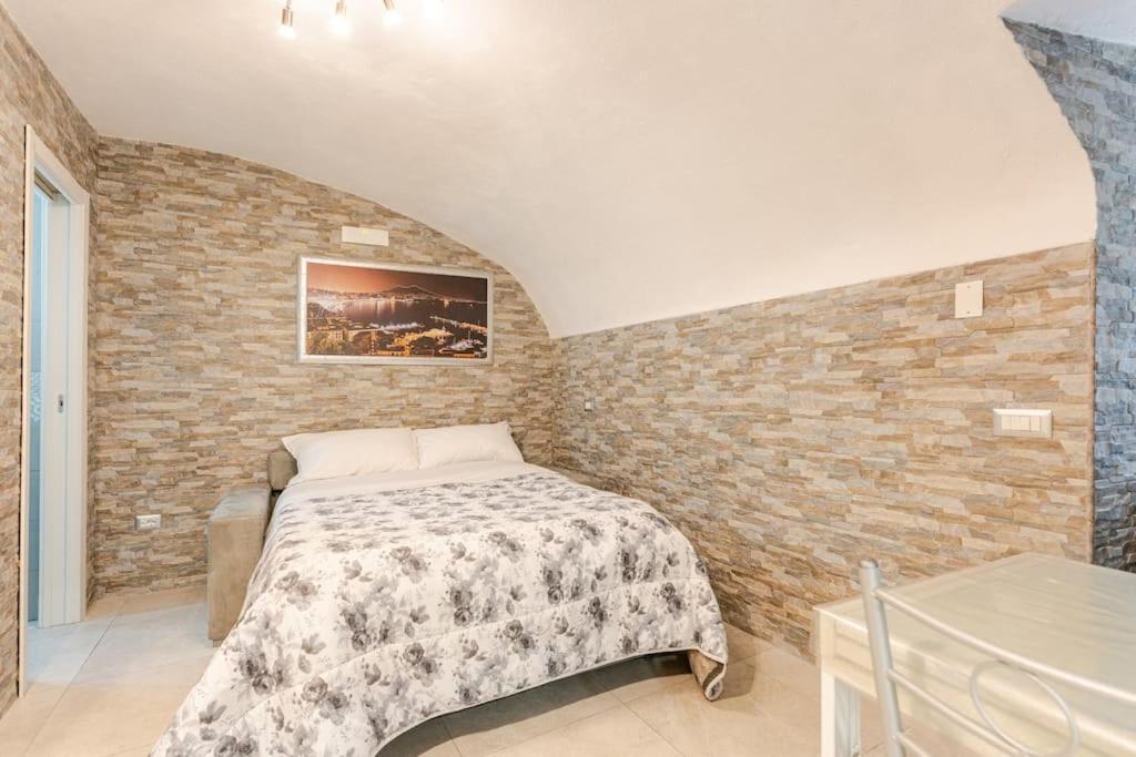 Noble Loft In Historical Building - 800m Subway Apartment
