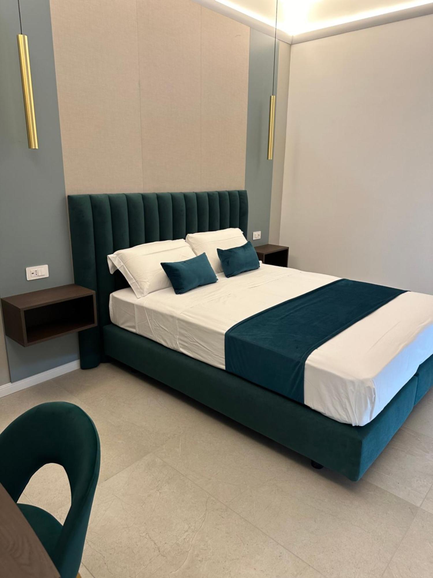 Aparthotel Hotiday Collection - Museo Naples