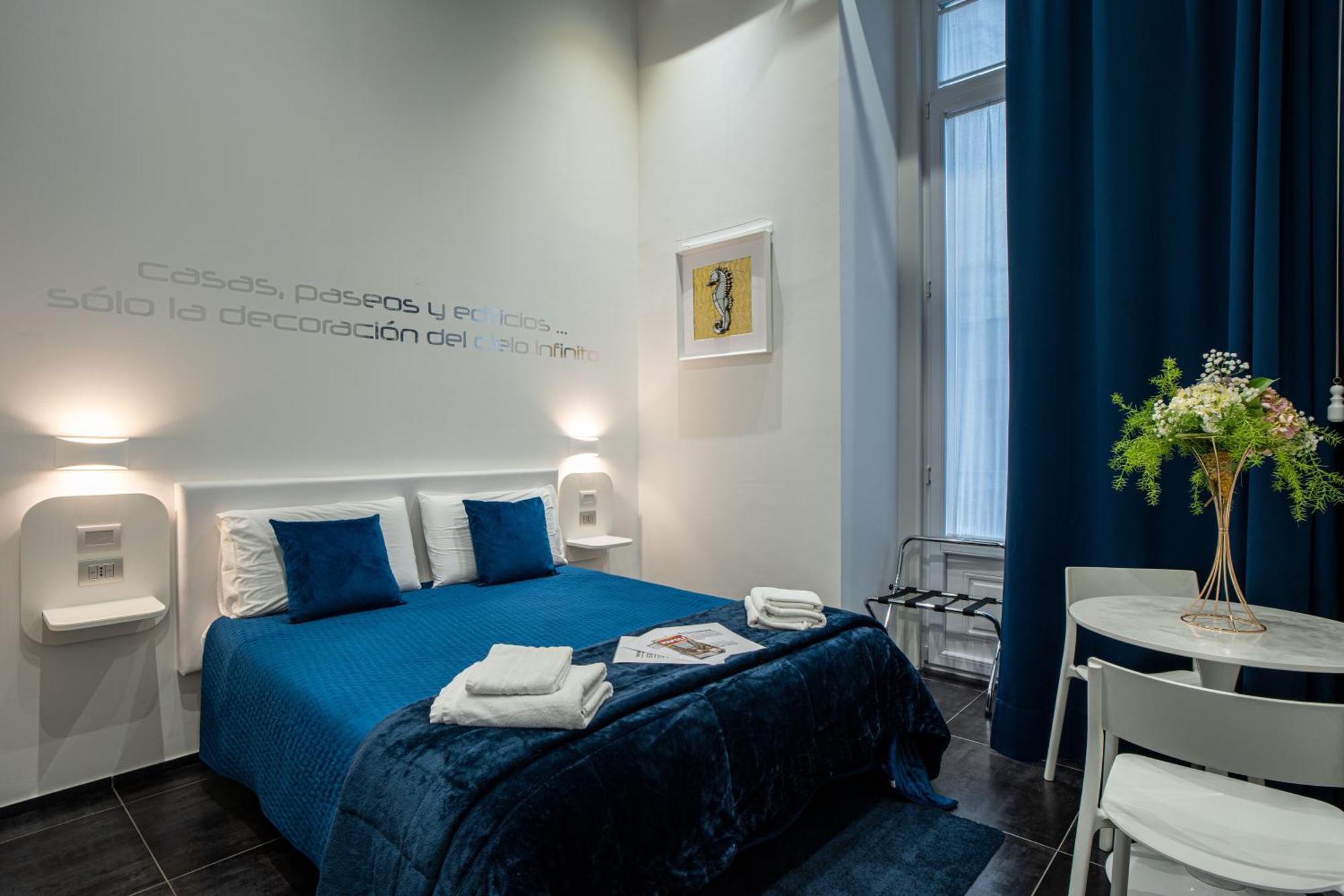 Skyhouse Chiaia Naples