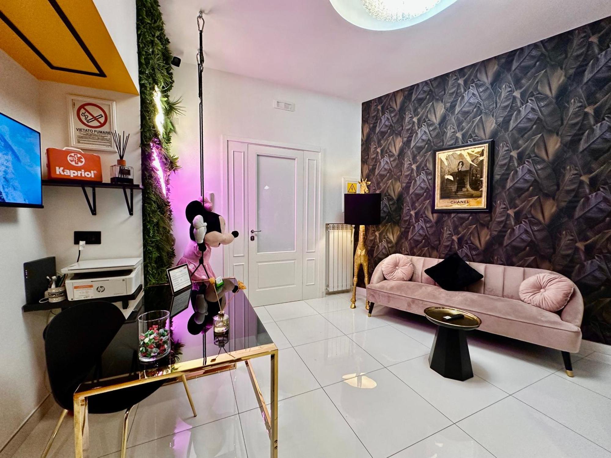Bed & Breakfast Elegance Spaccanapoli *
