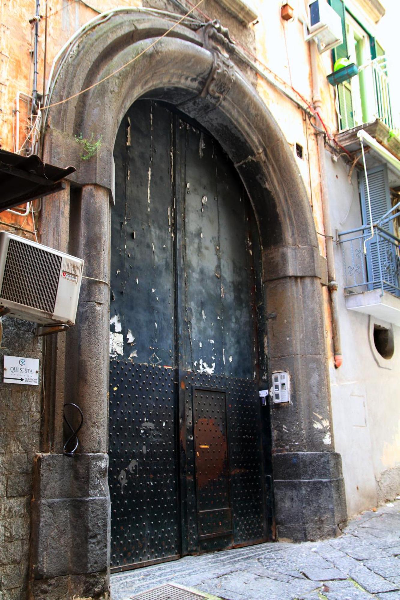 Quisista Naples