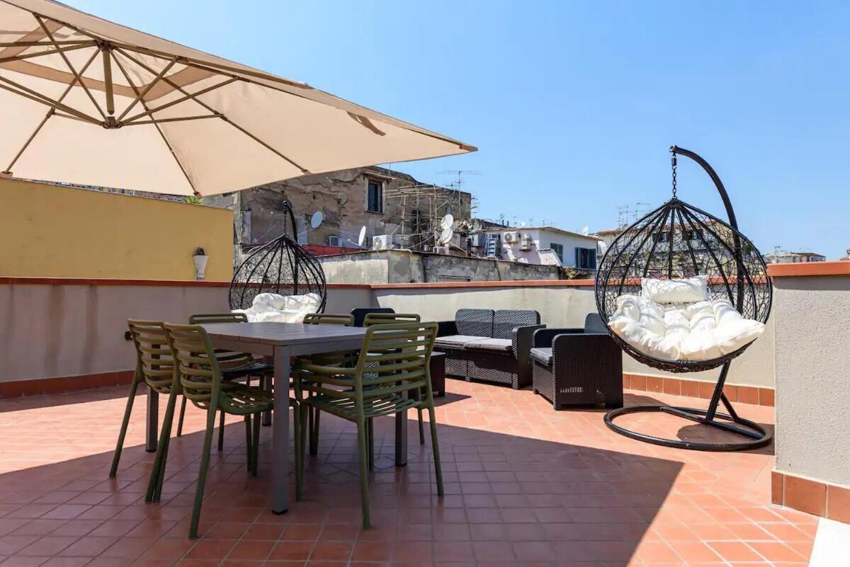 Roof Moon - La Terrazza Dei Spagnoli Naples