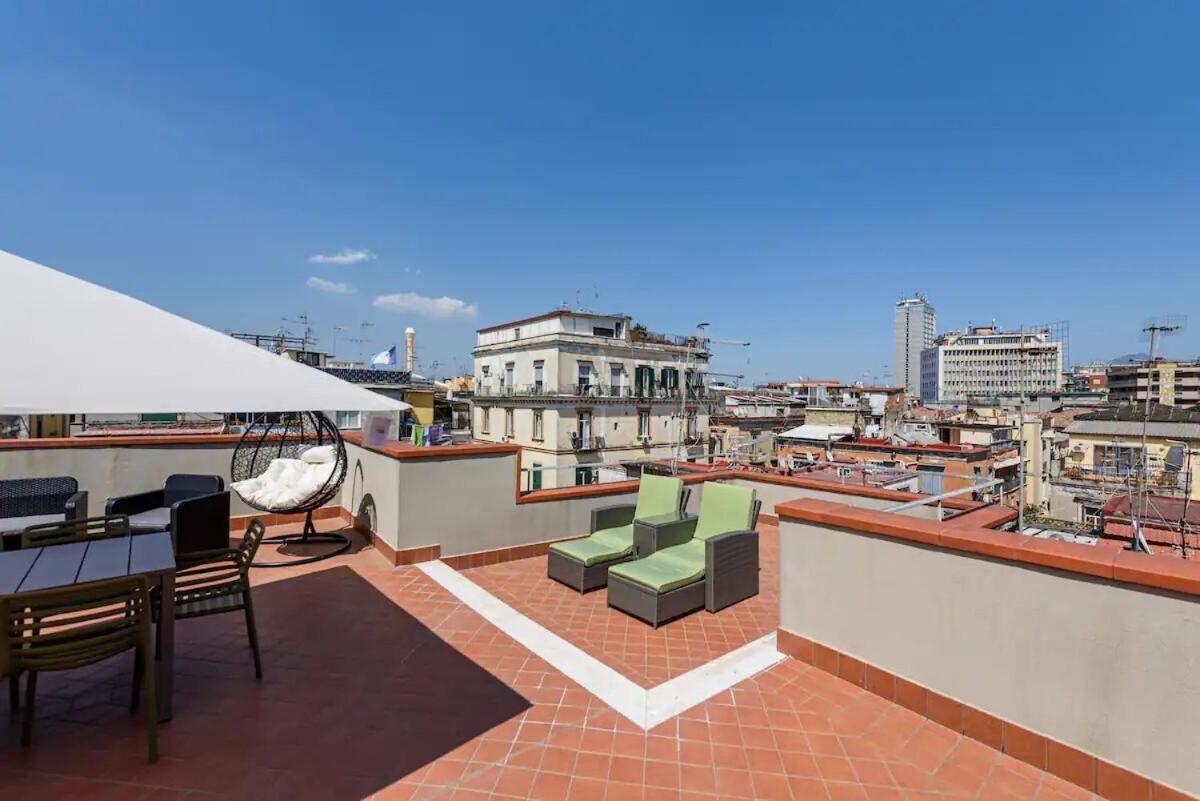Roof Moon - La Terrazza Dei Spagnoli Apartment Naples