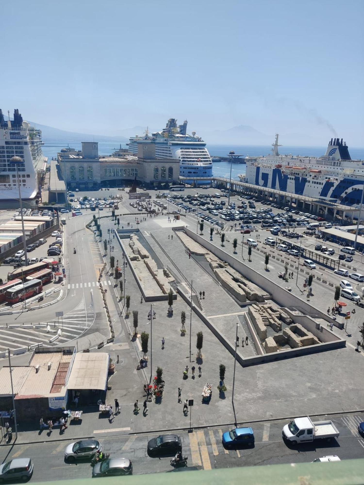 Lacasa Sulla Nuvola Duomo Centro Storico Di Apartment Naples
