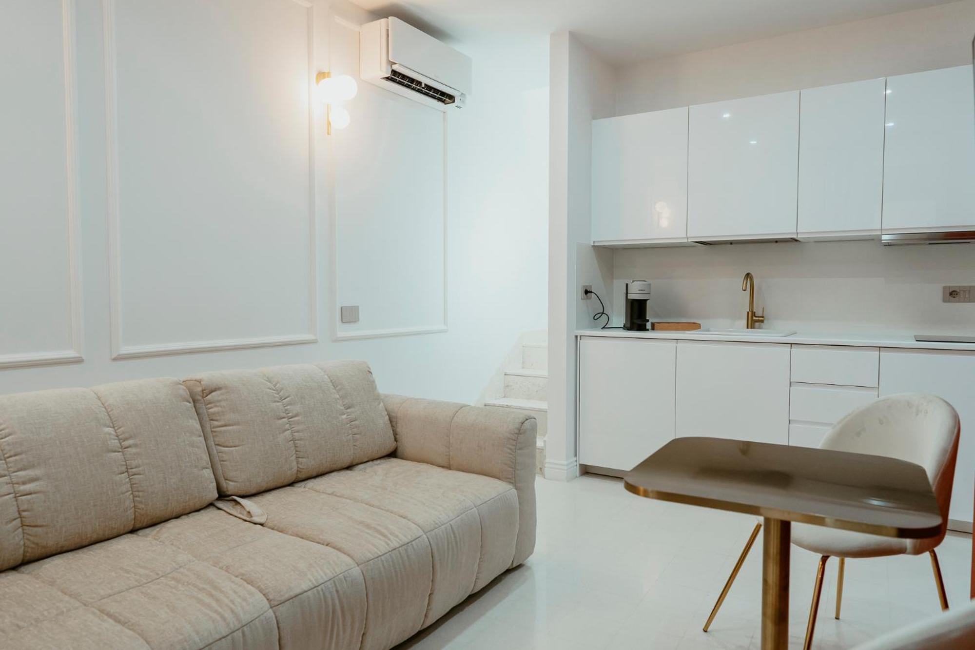 Apartment Luxury Apartment-quartieri Spagn By Alux38