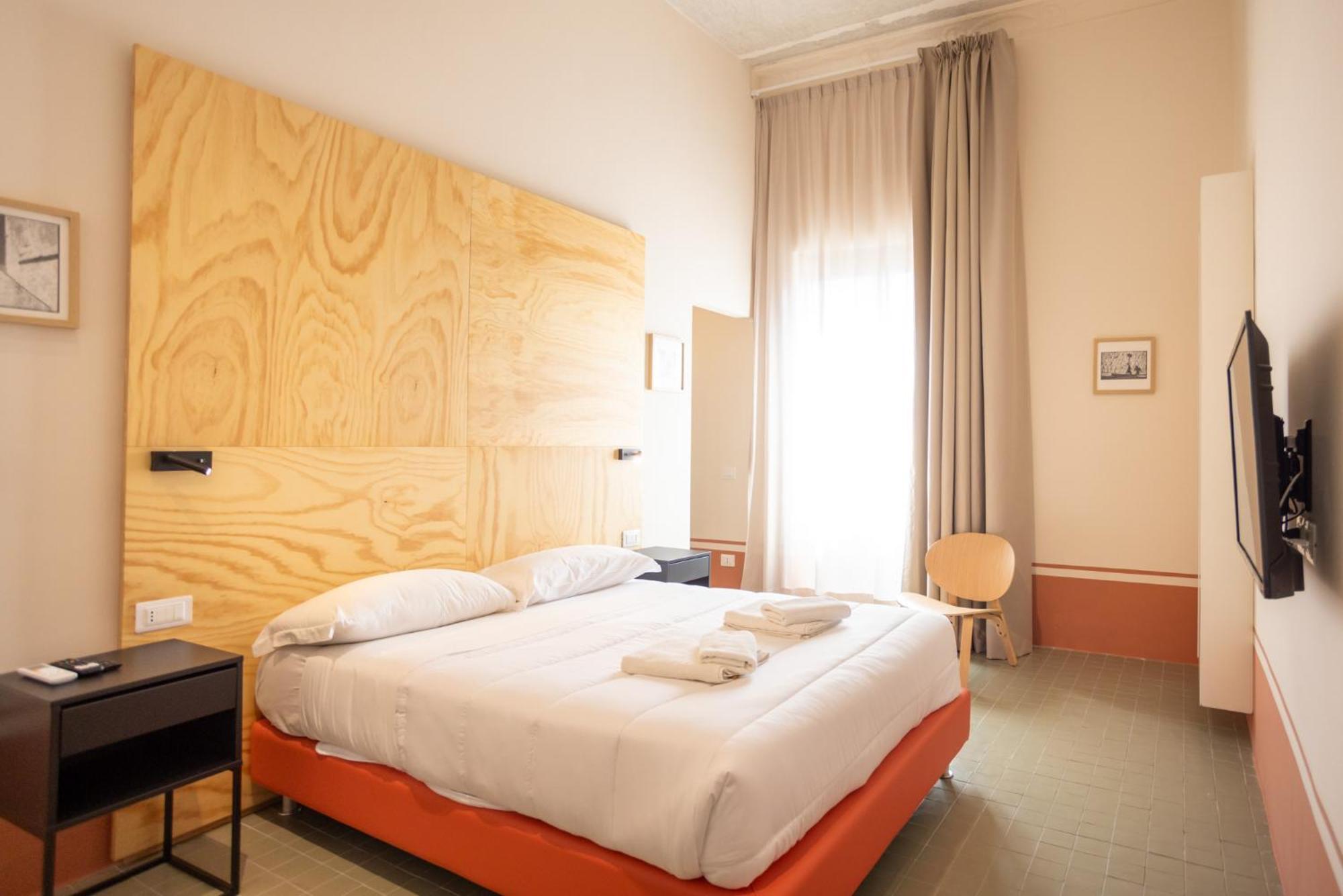 Don Vittorio A Chiaia Guest house