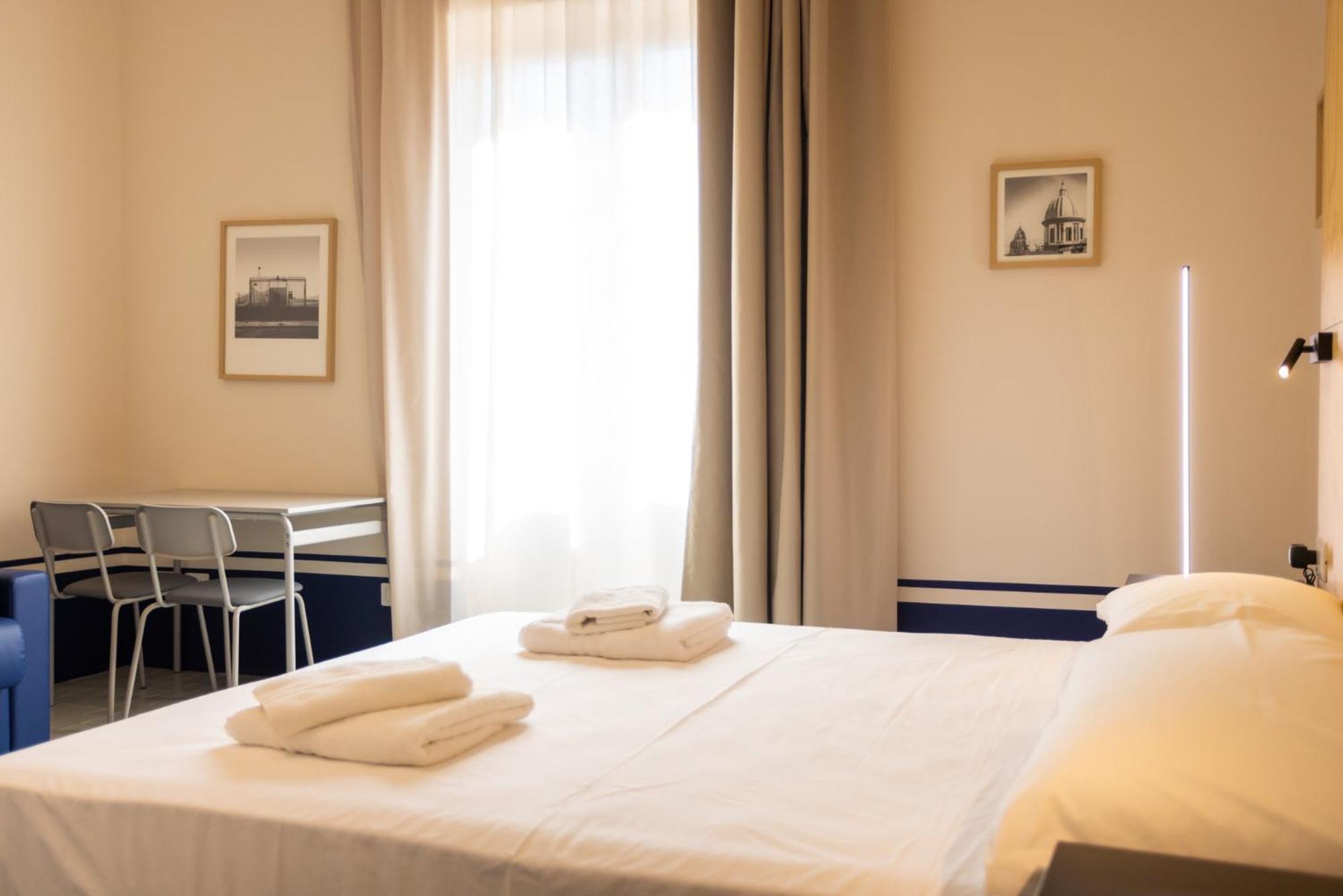 Don Vittorio A Chiaia Guest house *
