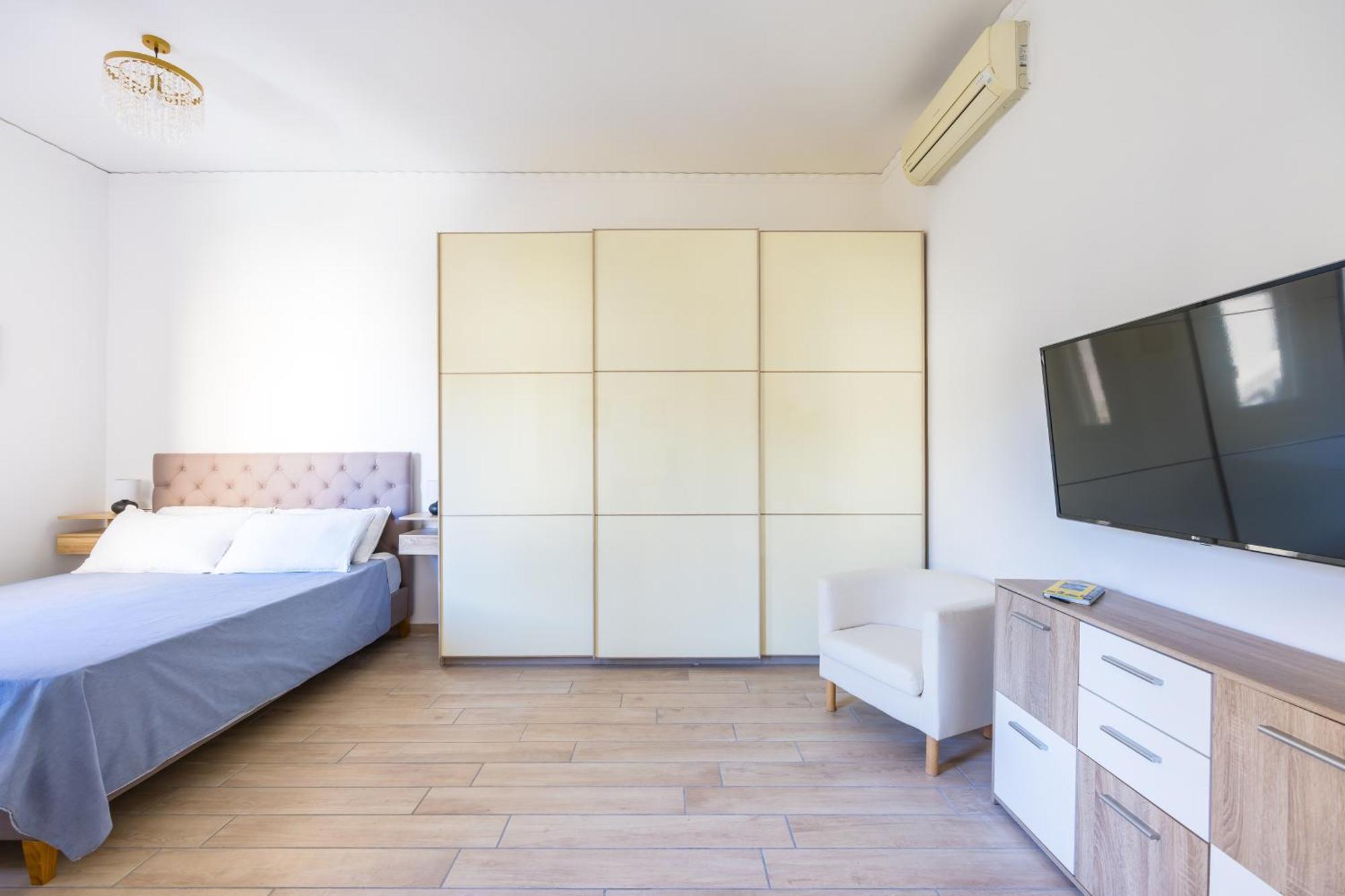 Beverello Apartment Naples