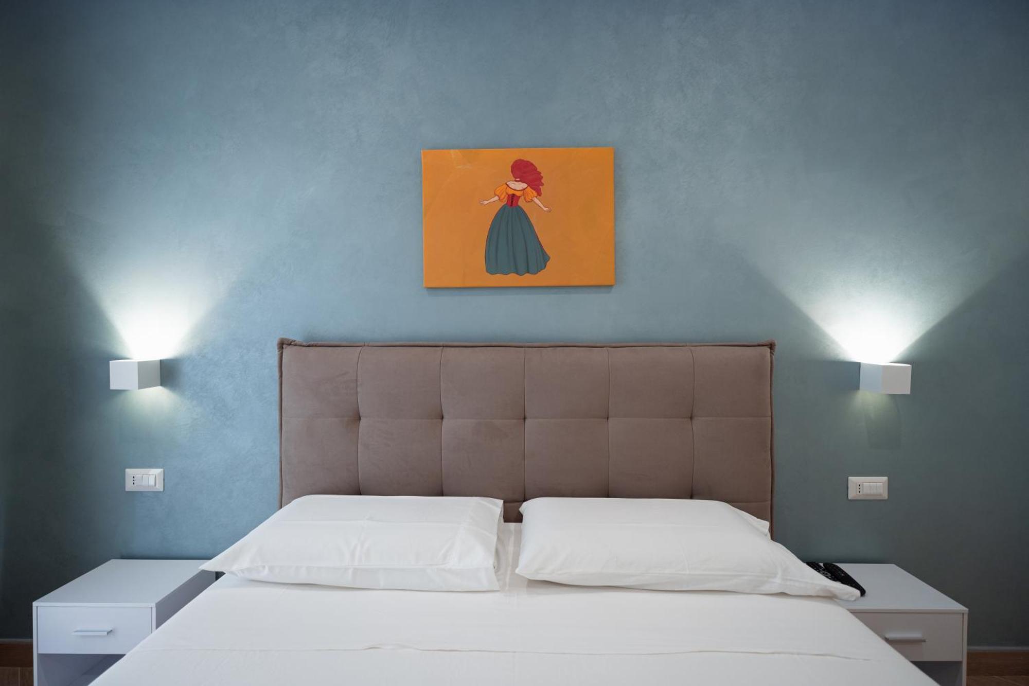 Nazzarooms * Naples