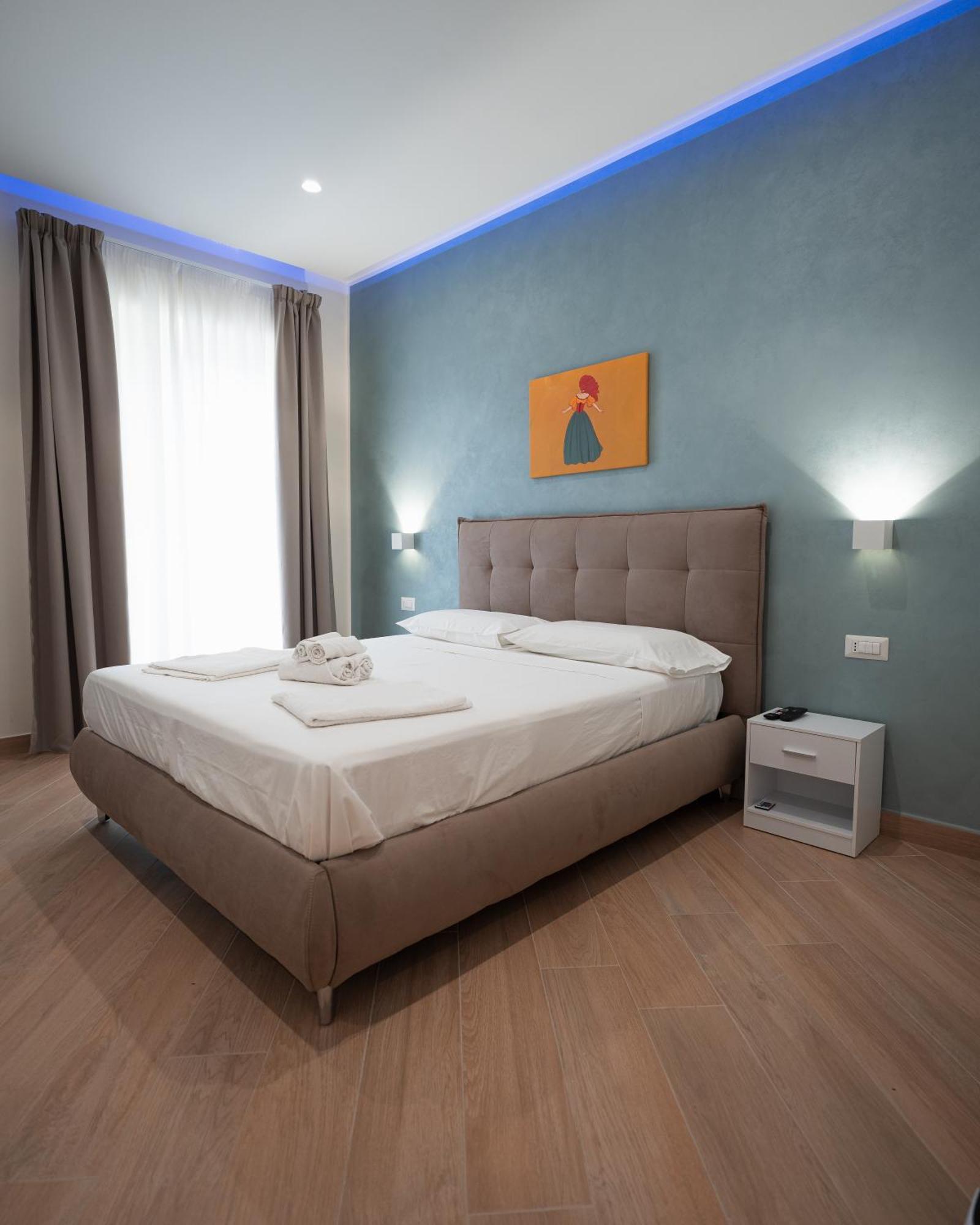 Nazzarooms * Naples