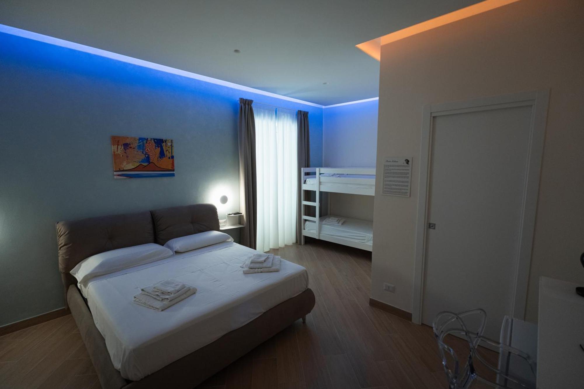Nazzarooms * Naples