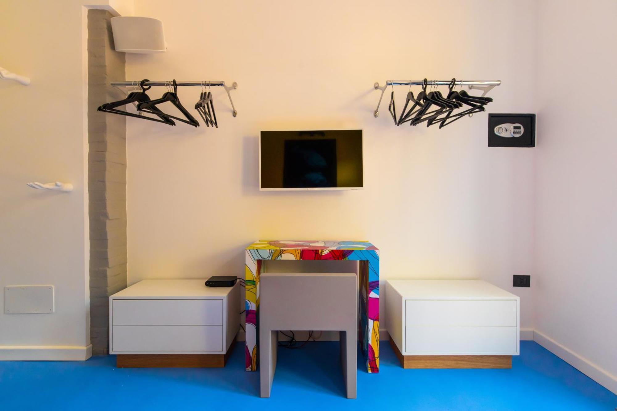 Amana Apartment *