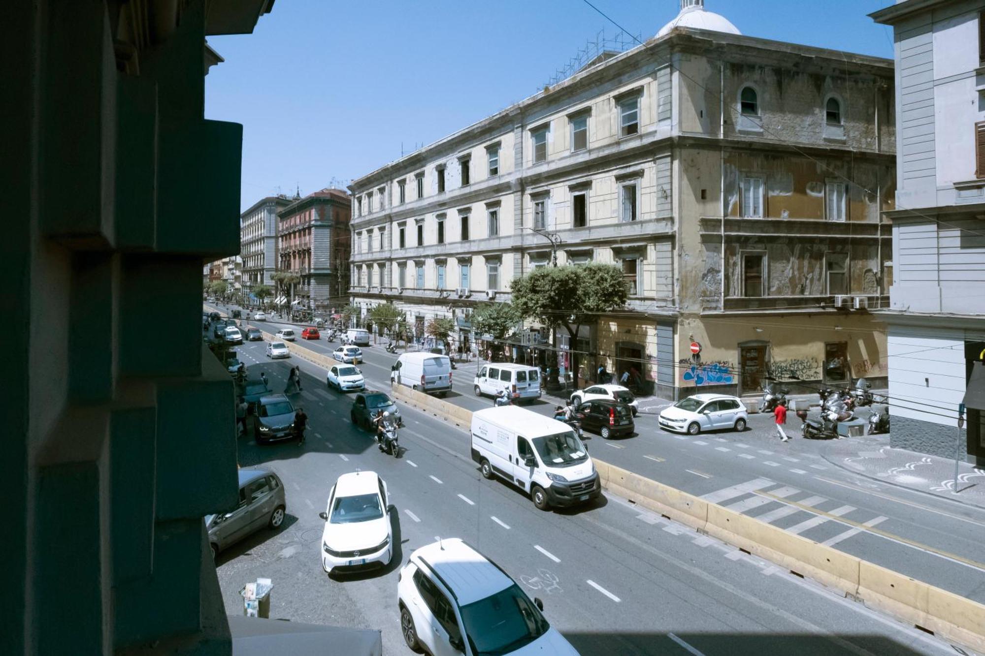 Bed & Breakfast Factory Naples