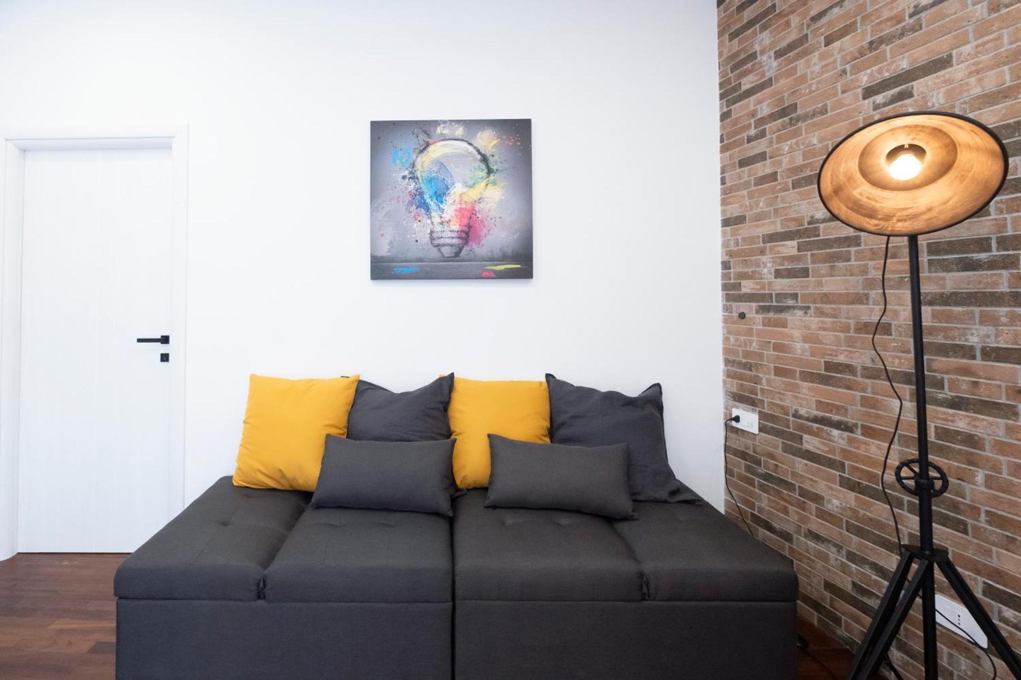 Factory Bed & Breakfast Naples