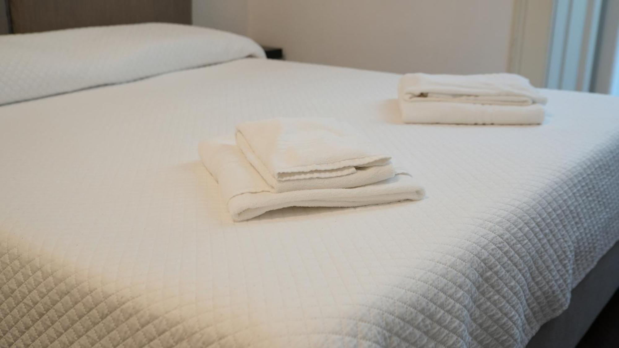 Luca Giordano 142 Bed & Breakfast Naples