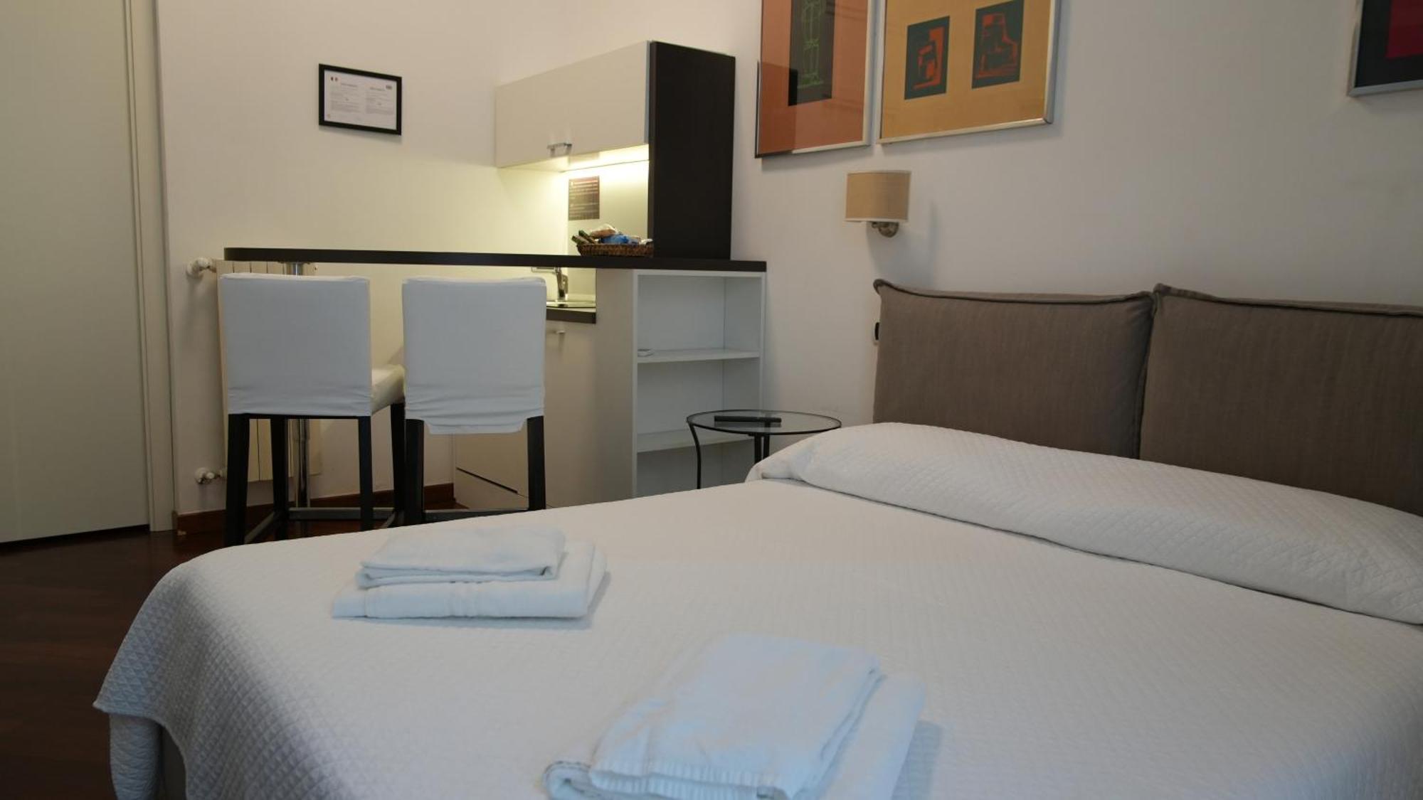 Bed & Breakfast Luca Giordano 142 Naples